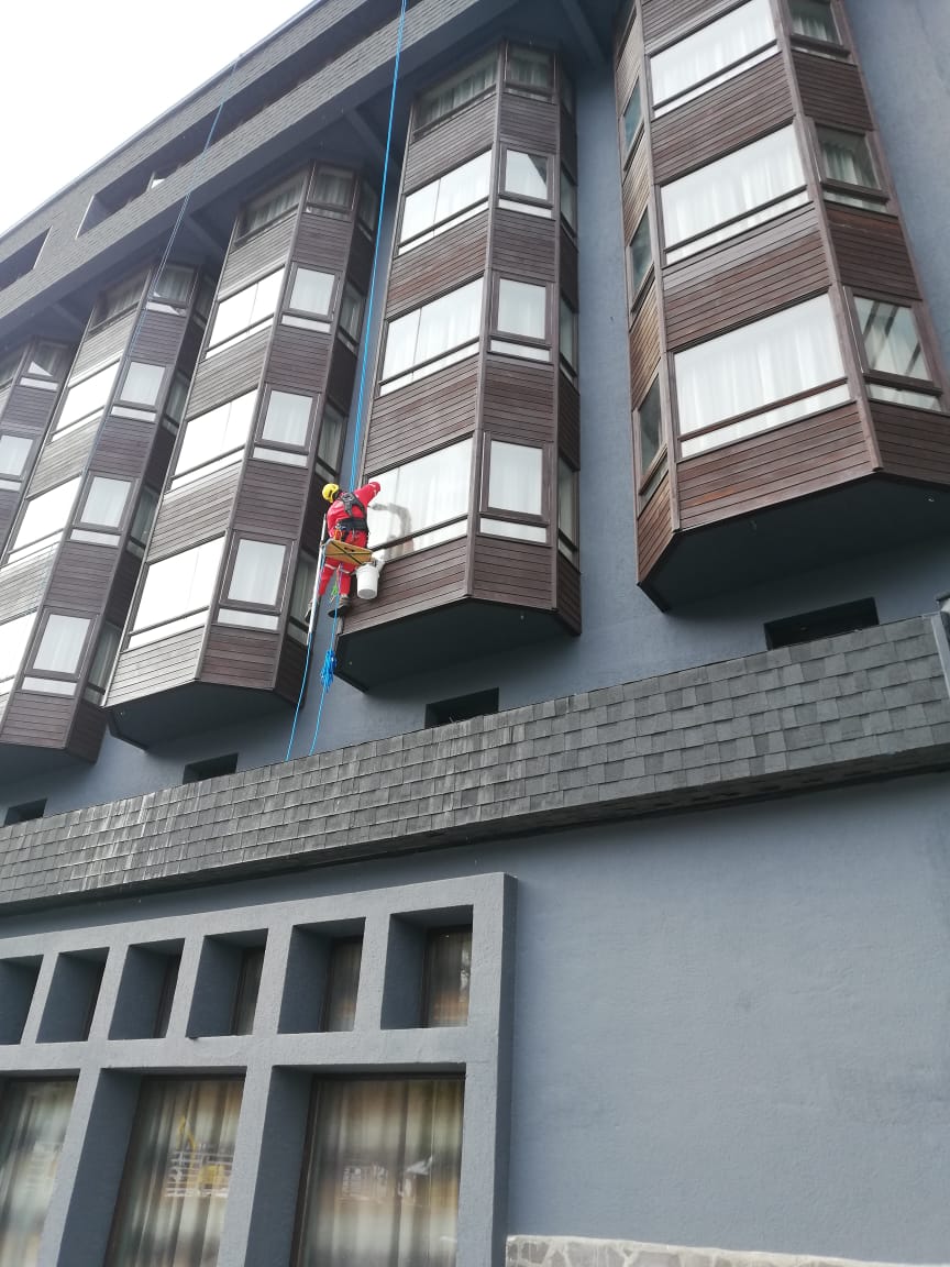 Trabajo en altura Sky Clear